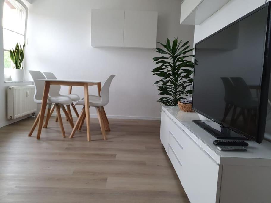 Ferienwohnung Direkt Am Kurpark Mit Gradierwerk Solestadt Bad Dürrenberg Dış mekan fotoğraf